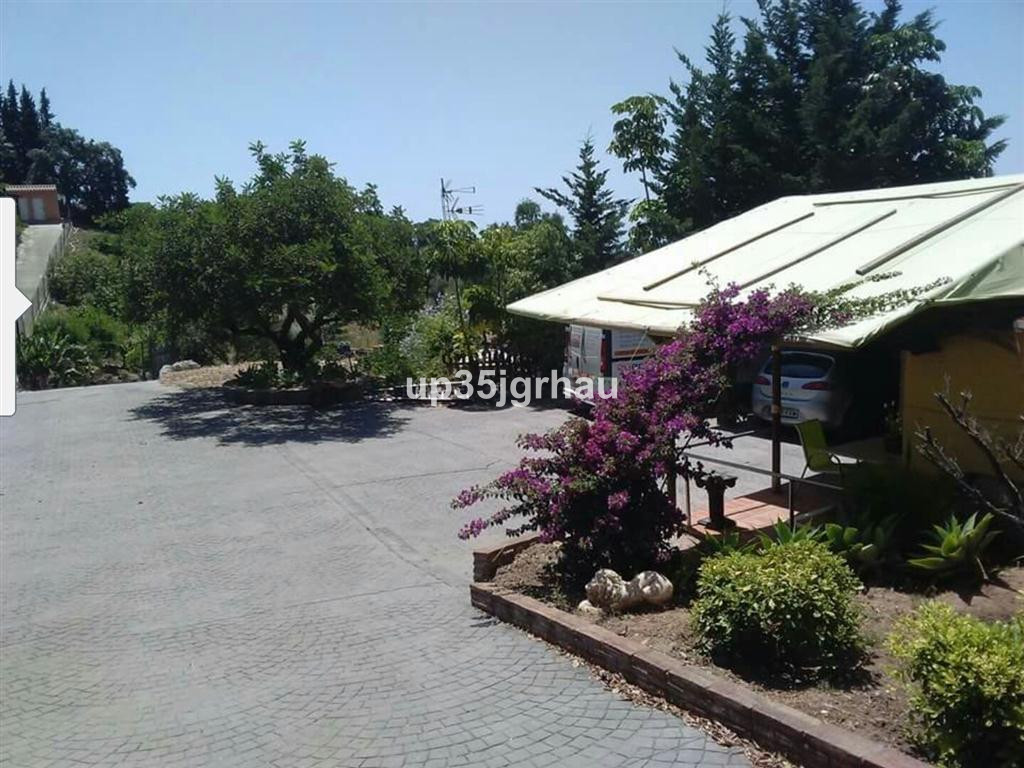 Ground Floor Apartment in Estepona