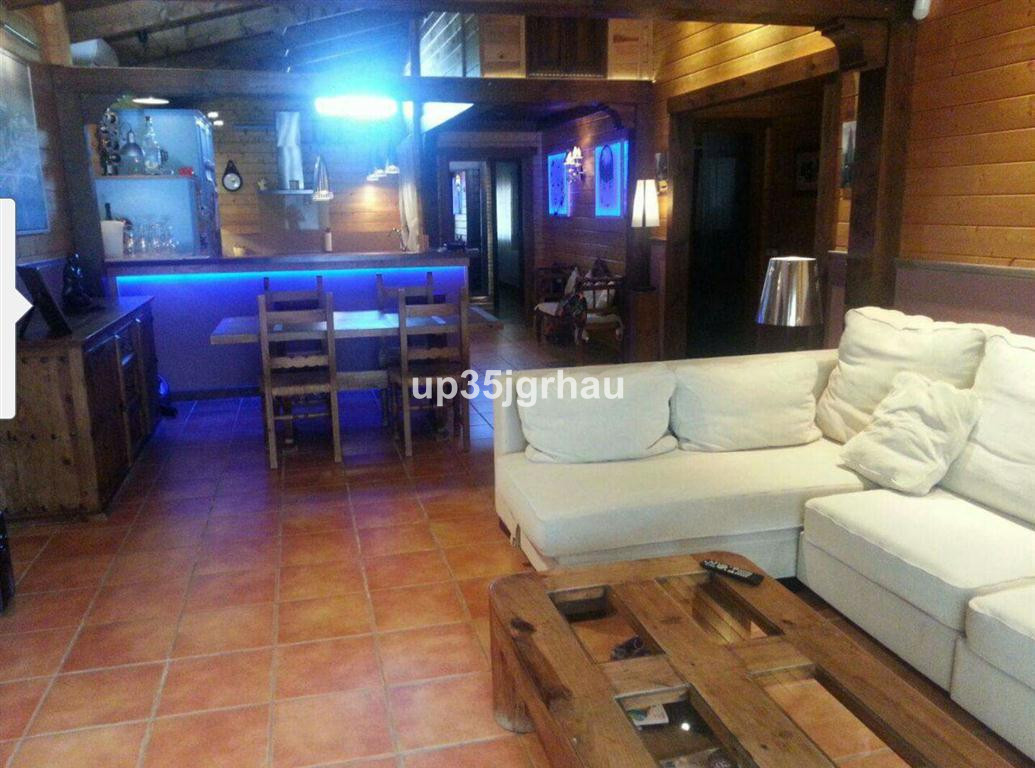 Ground Floor Apartment in Estepona