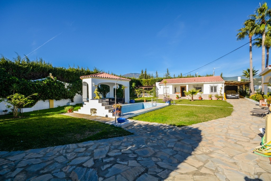 Detached Villa in Estepona