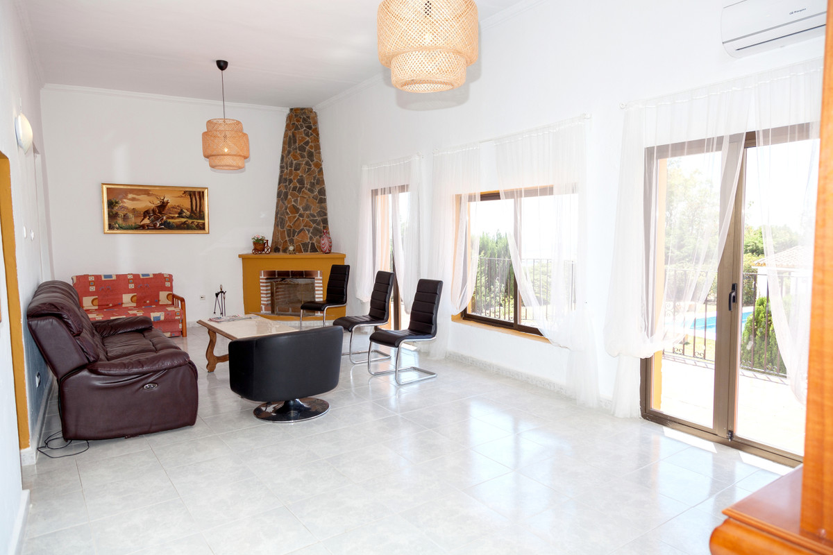 Detached Villa in Mijas