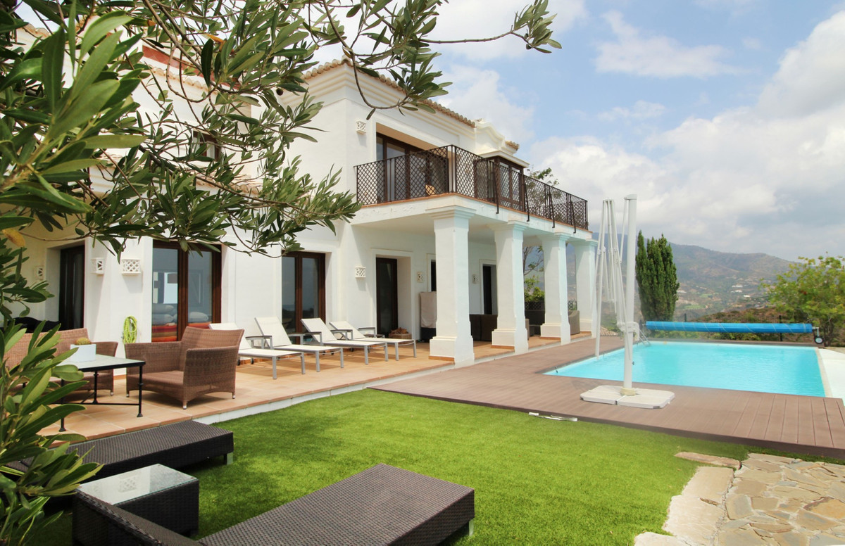 Detached Villa in Benahavís