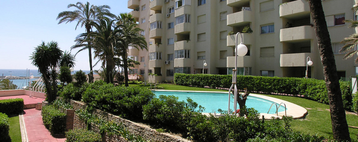 Penthouse in Estepona