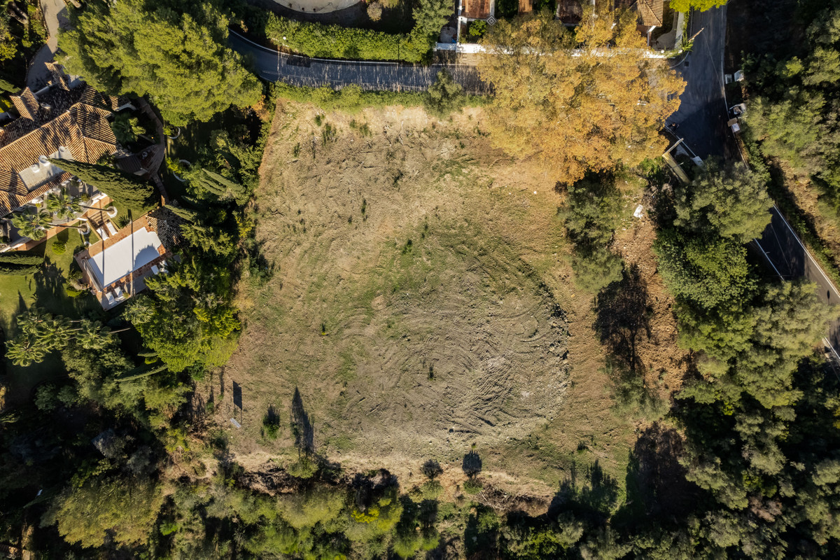 Residential Plot in Benahavís