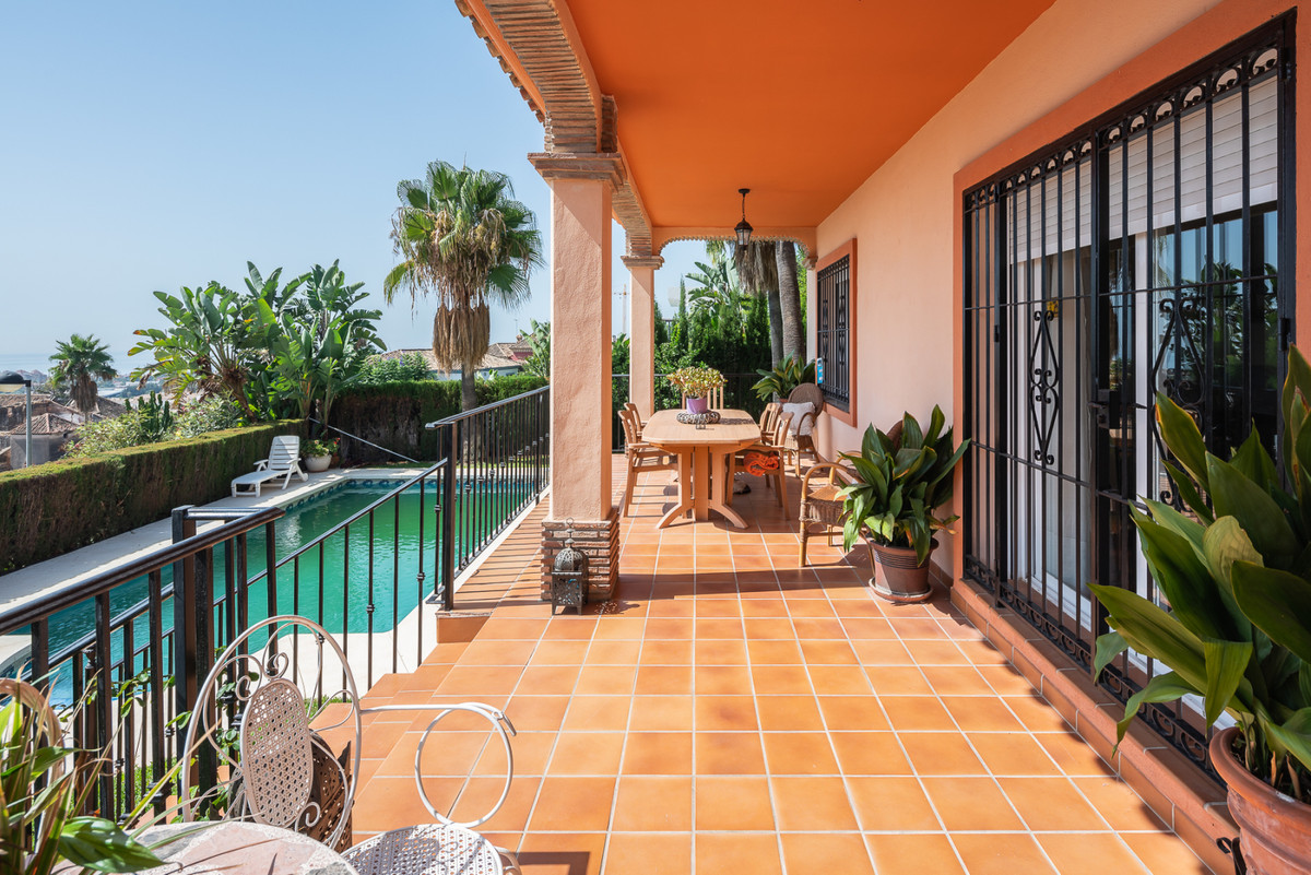 Detached Villa in Marbella