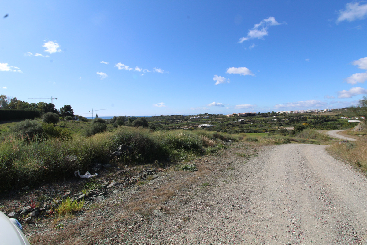 Residential Plot in Benahavís