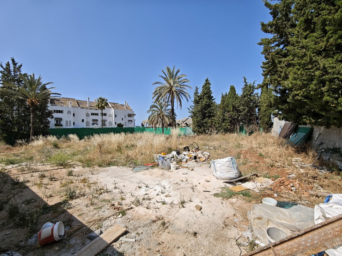 Residential Plot in Marbella