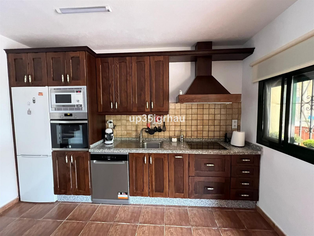 Detached Villa in Estepona