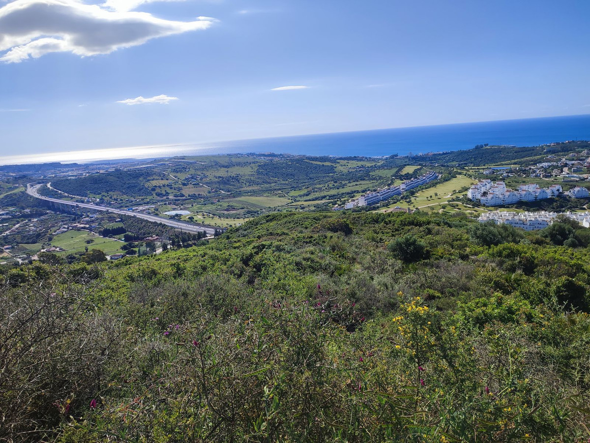 Land in Estepona