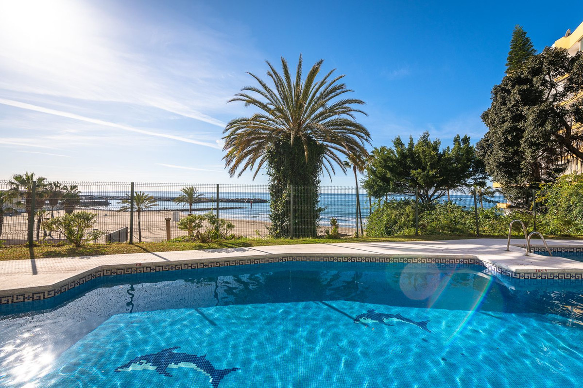 Middle Floor Apartment in Marbella