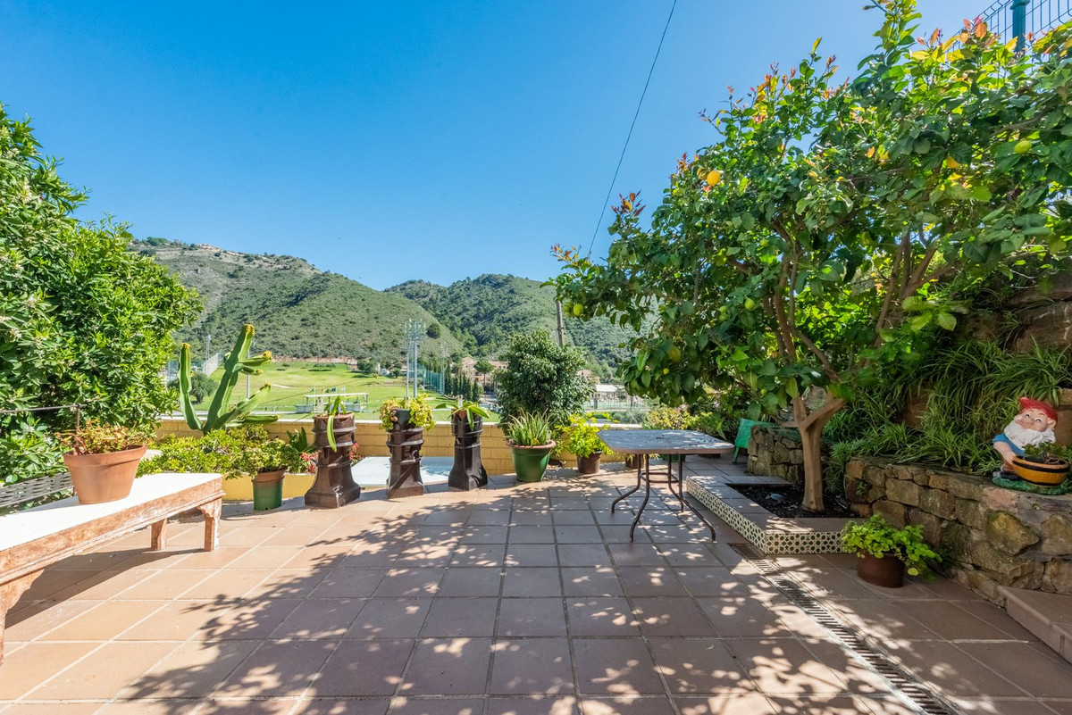 Ground Floor Apartment in Benahavís