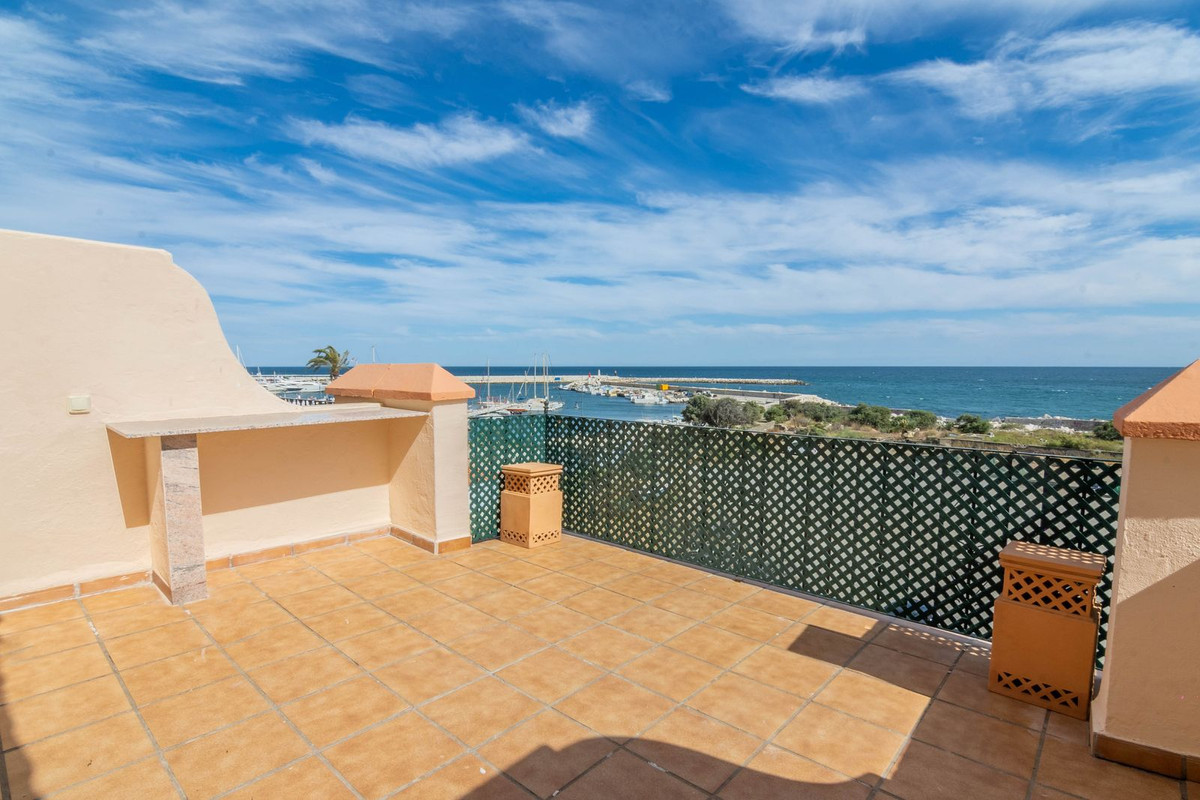 Townhouse in Estepona