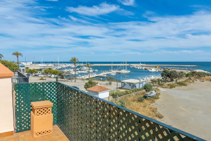 Townhouse in Estepona