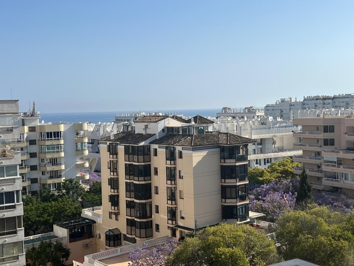 Middle Floor Apartment in Marbella