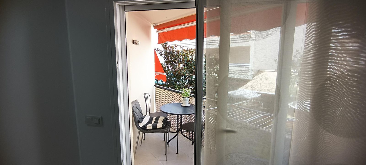 Middle Floor Apartment in Marbella