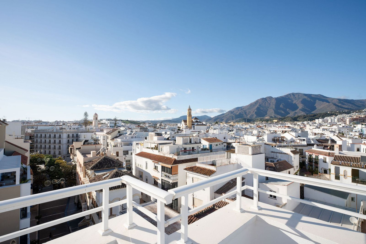 Penthouse in Estepona