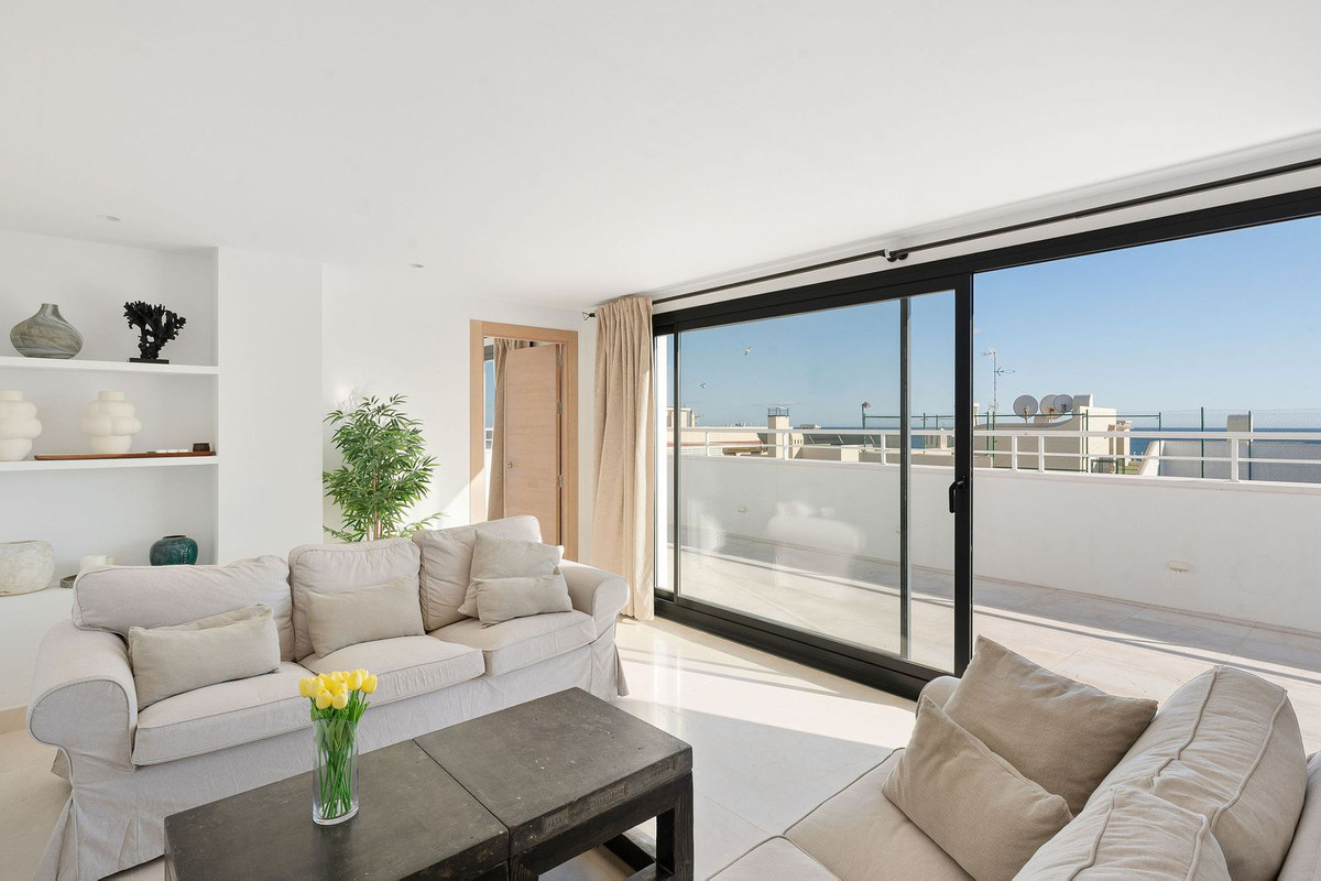 Penthouse in Estepona