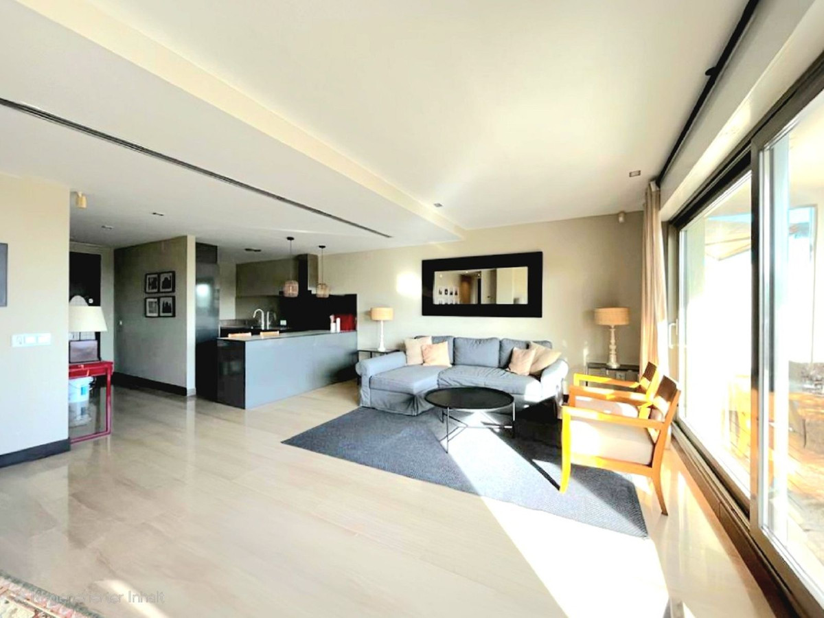 Middle Floor Apartment in Benahavís