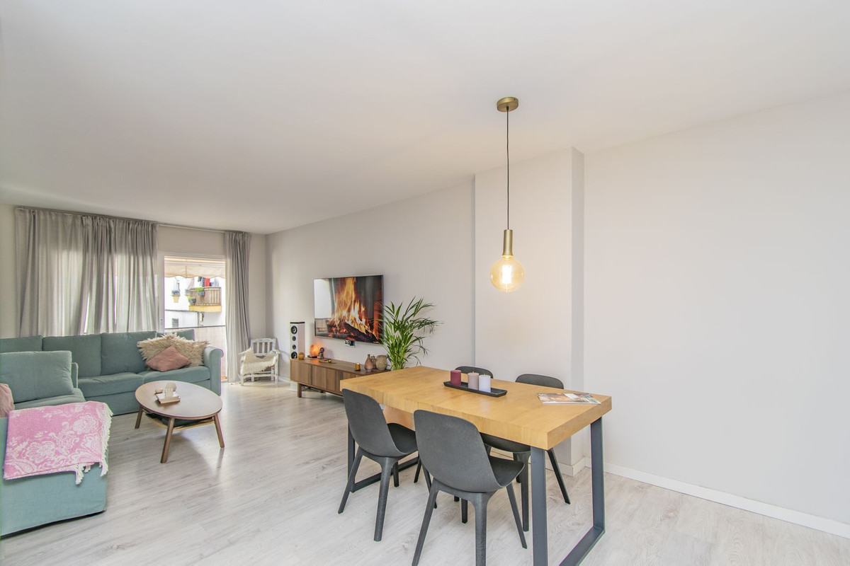 Middle Floor Apartment in Marbella
