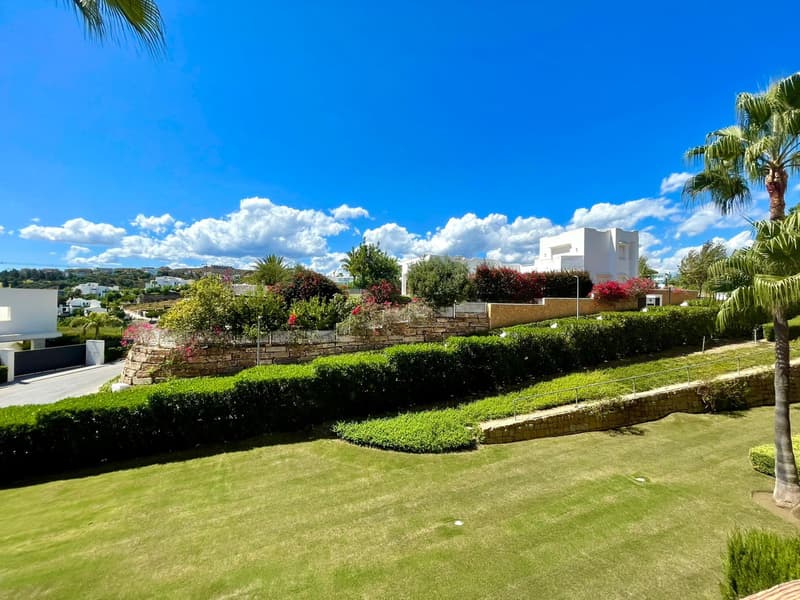 Ground Floor Apartment in Benahavís