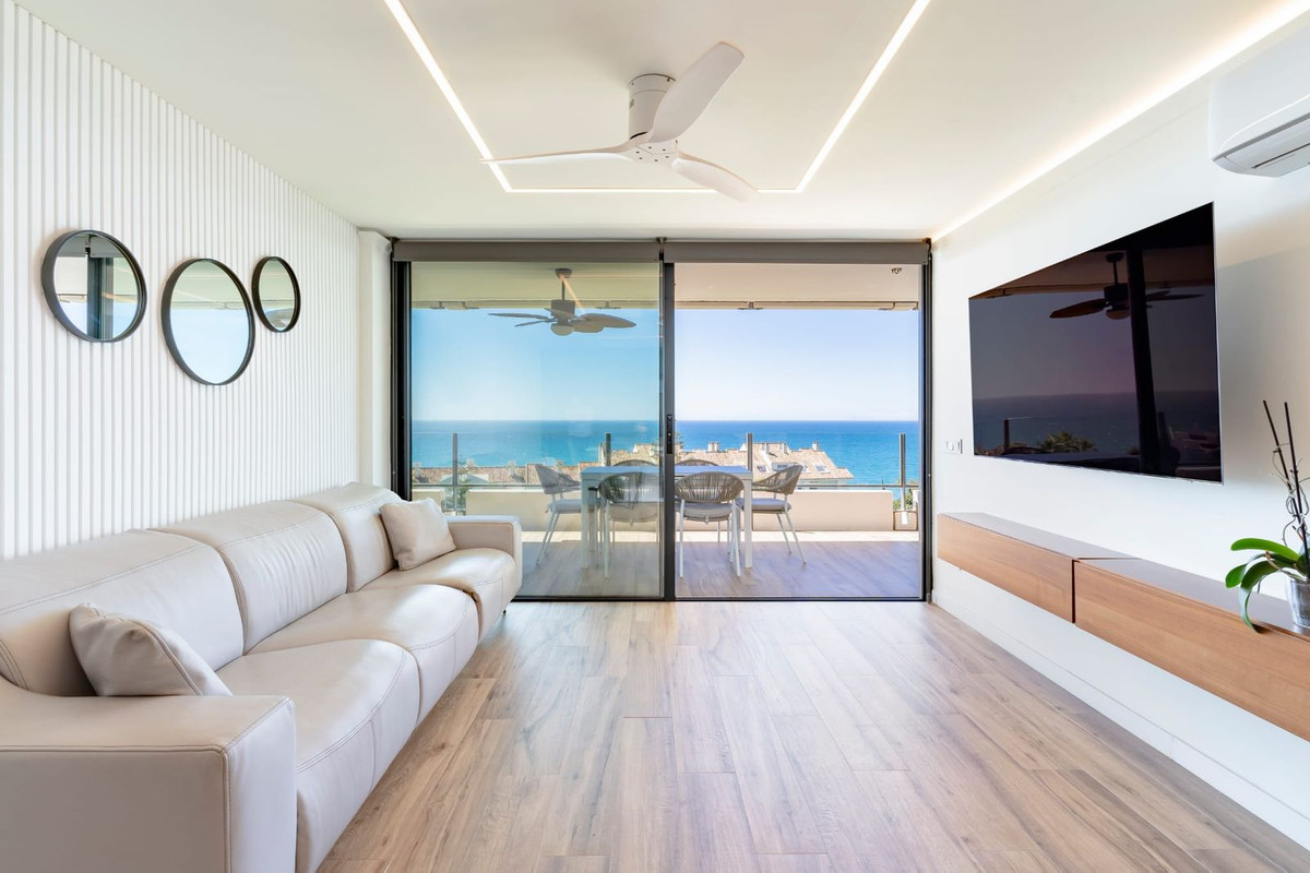 Middle Floor Apartment in Marbella