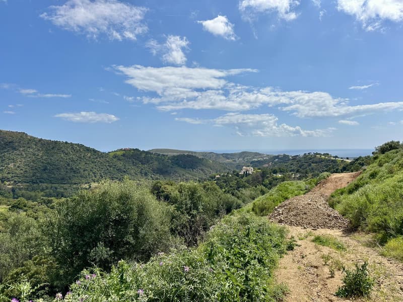 Residential Plot in Benahavís