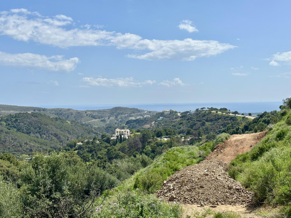 Residential Plot in Benahavís