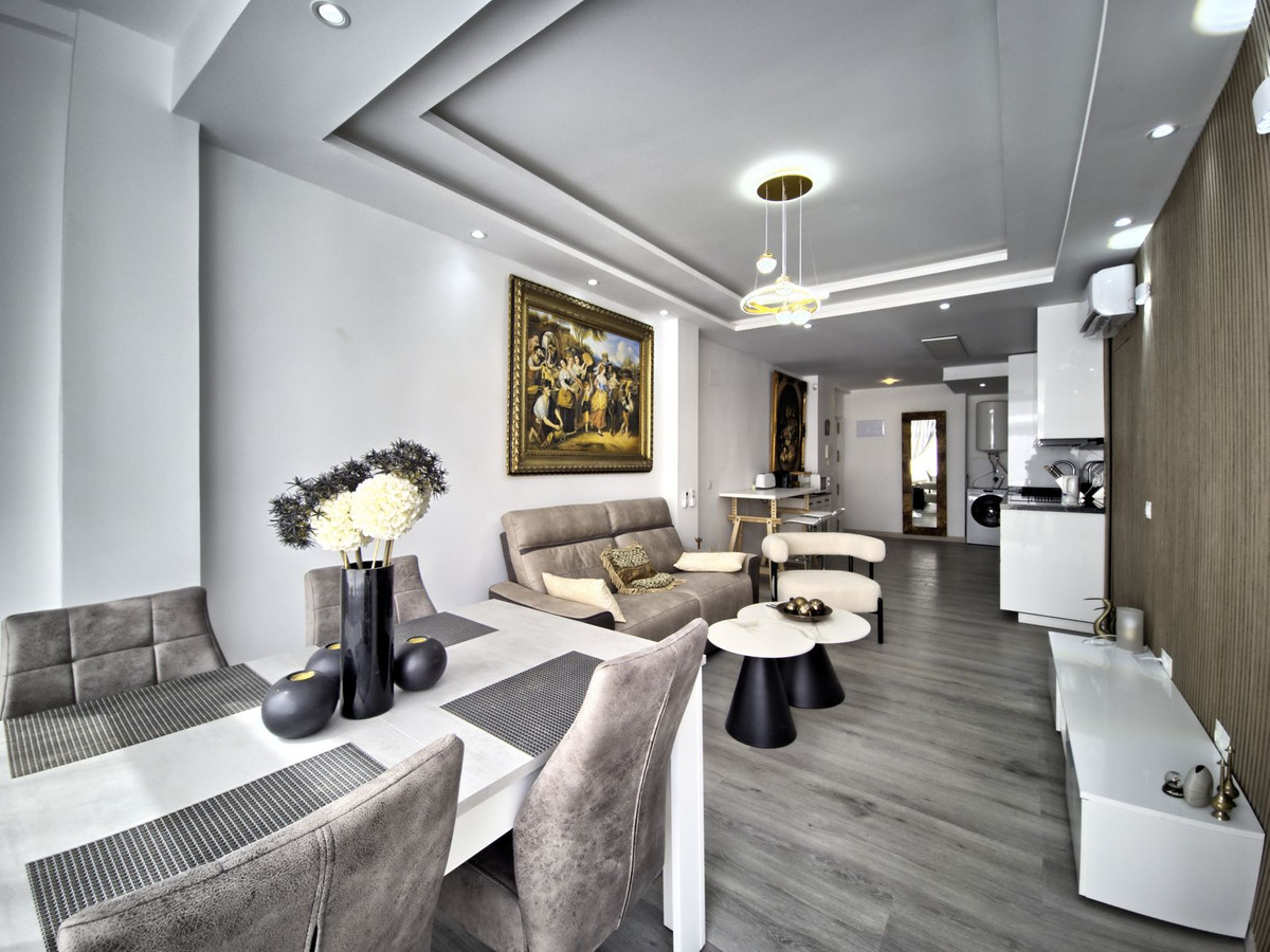 Middle Floor Apartment in Marbella