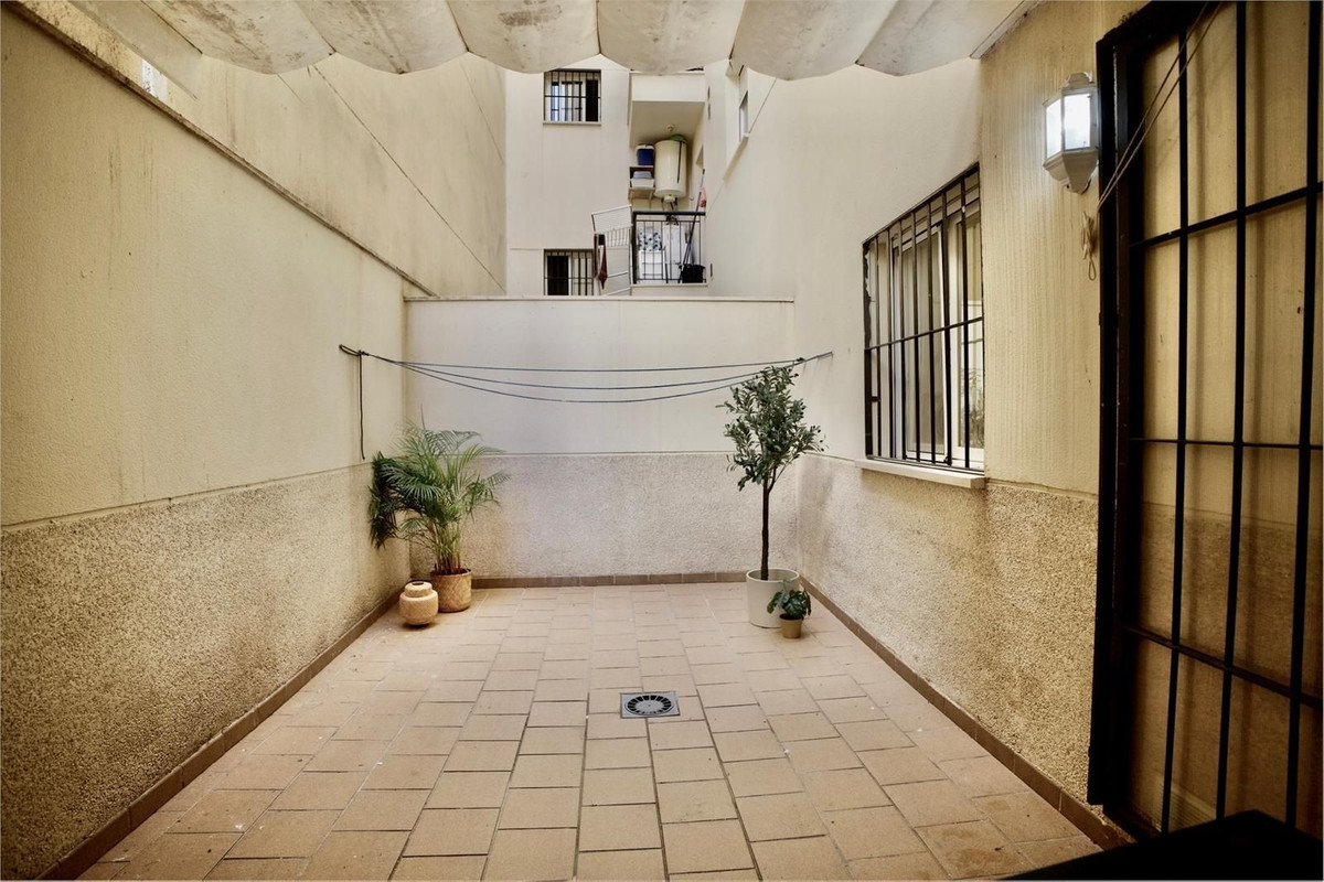 Ground Floor Apartment in Estepona