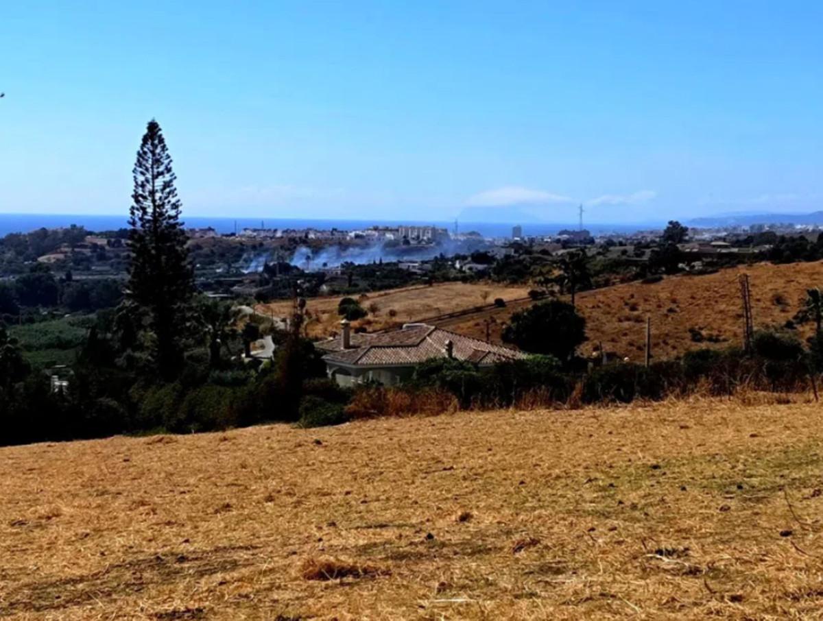 Land in Estepona