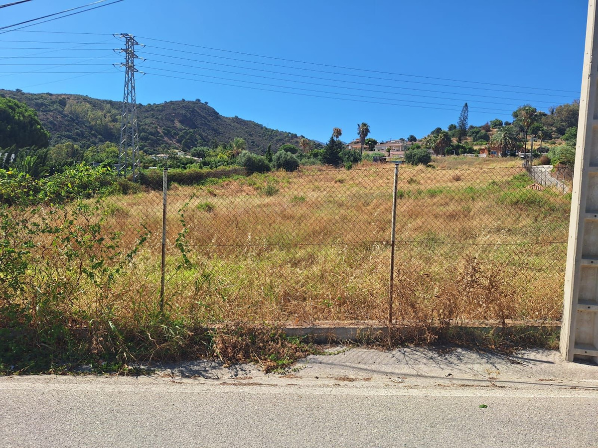 Land in Estepona