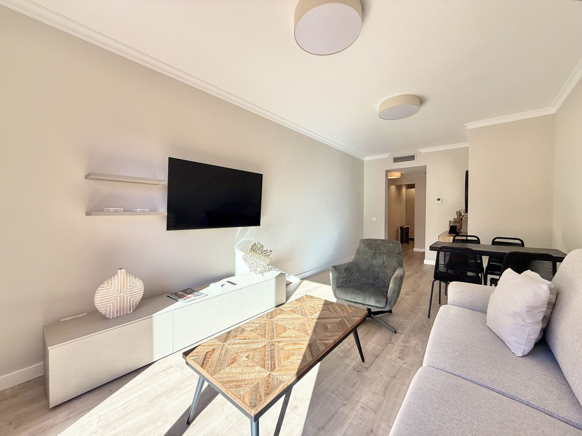 Middle Floor Apartment in Benahavís