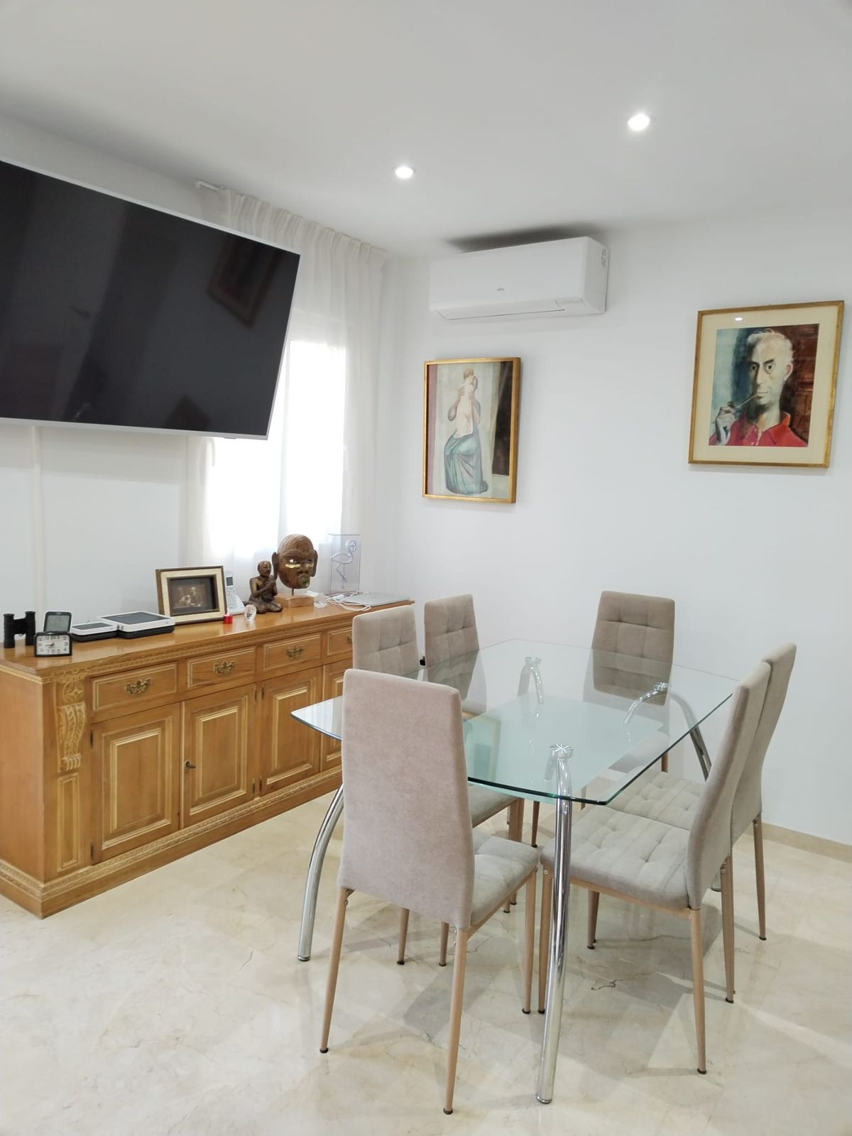 Middle Floor Apartment in Marbella