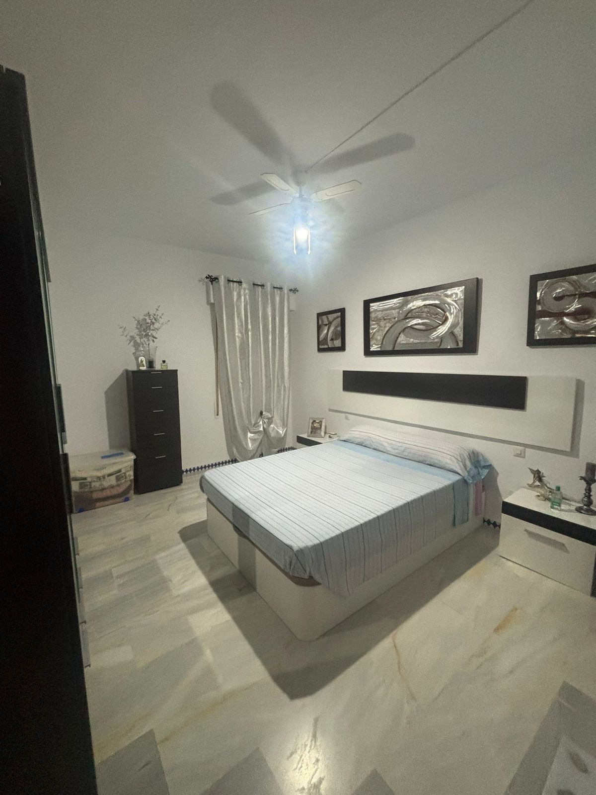 Middle Floor Apartment in Estepona