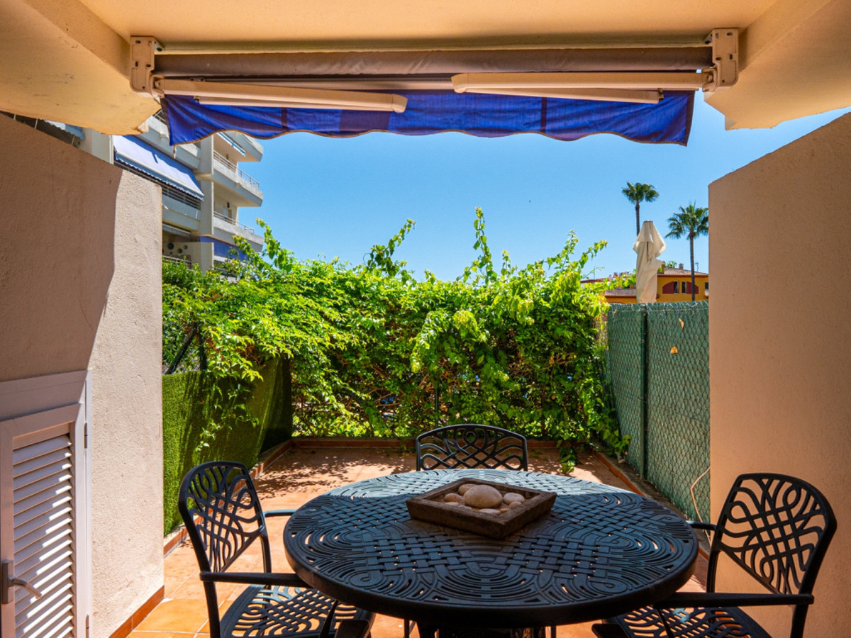 Middle Floor Apartment in Marbella
