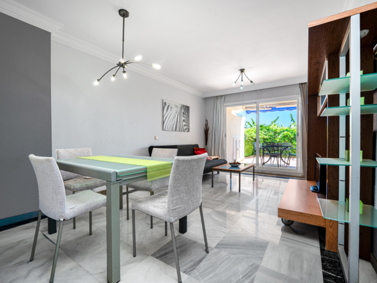 Middle Floor Apartment in Marbella