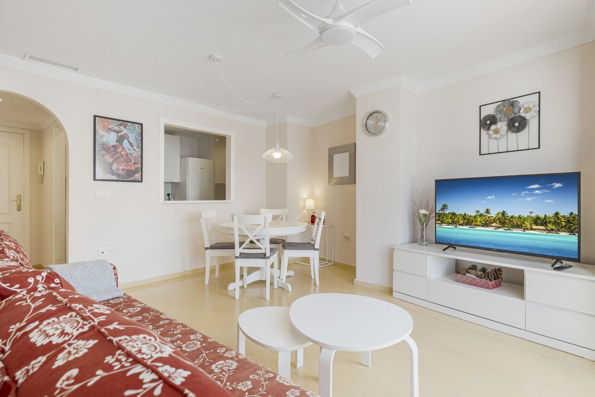Middle Floor Apartment in Marbella