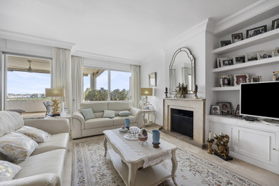 Middle Floor Apartment in Guadalmina Alta