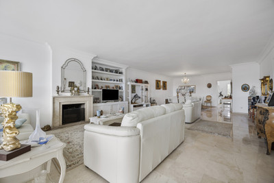 Middle Floor Apartment in Guadalmina Alta