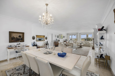 Middle Floor Apartment in Guadalmina Alta