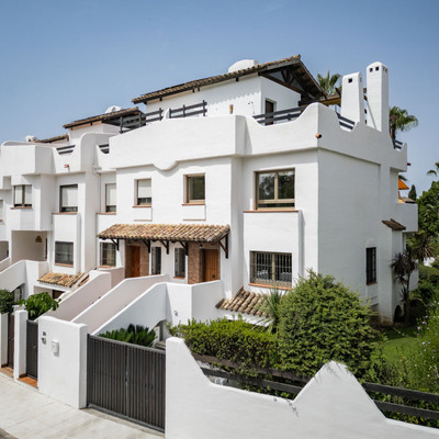 Semi-Detached House in Marbella