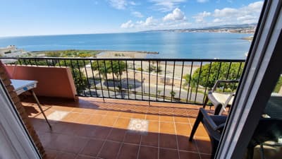 Middle Floor Apartment in Estepona