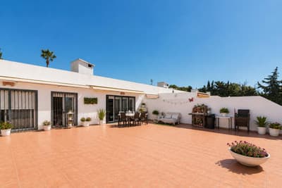Middle Floor Apartment in Marbella
