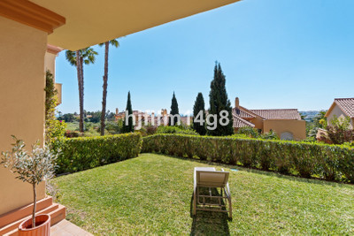 Ground Floor Apartment in Nueva Andalucía