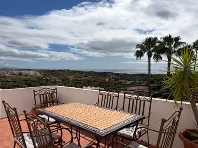 Penthouse in Estepona