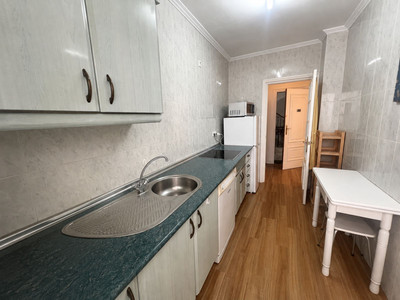 Middle Floor Apartment in Estepona