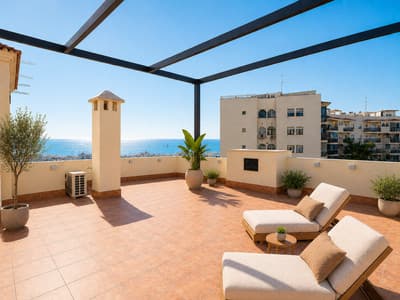 Middle Floor Apartment in Estepona