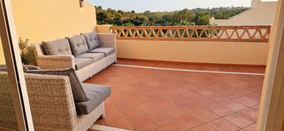 Middle Floor Apartment in Elviria