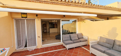Middle Floor Apartment in Elviria