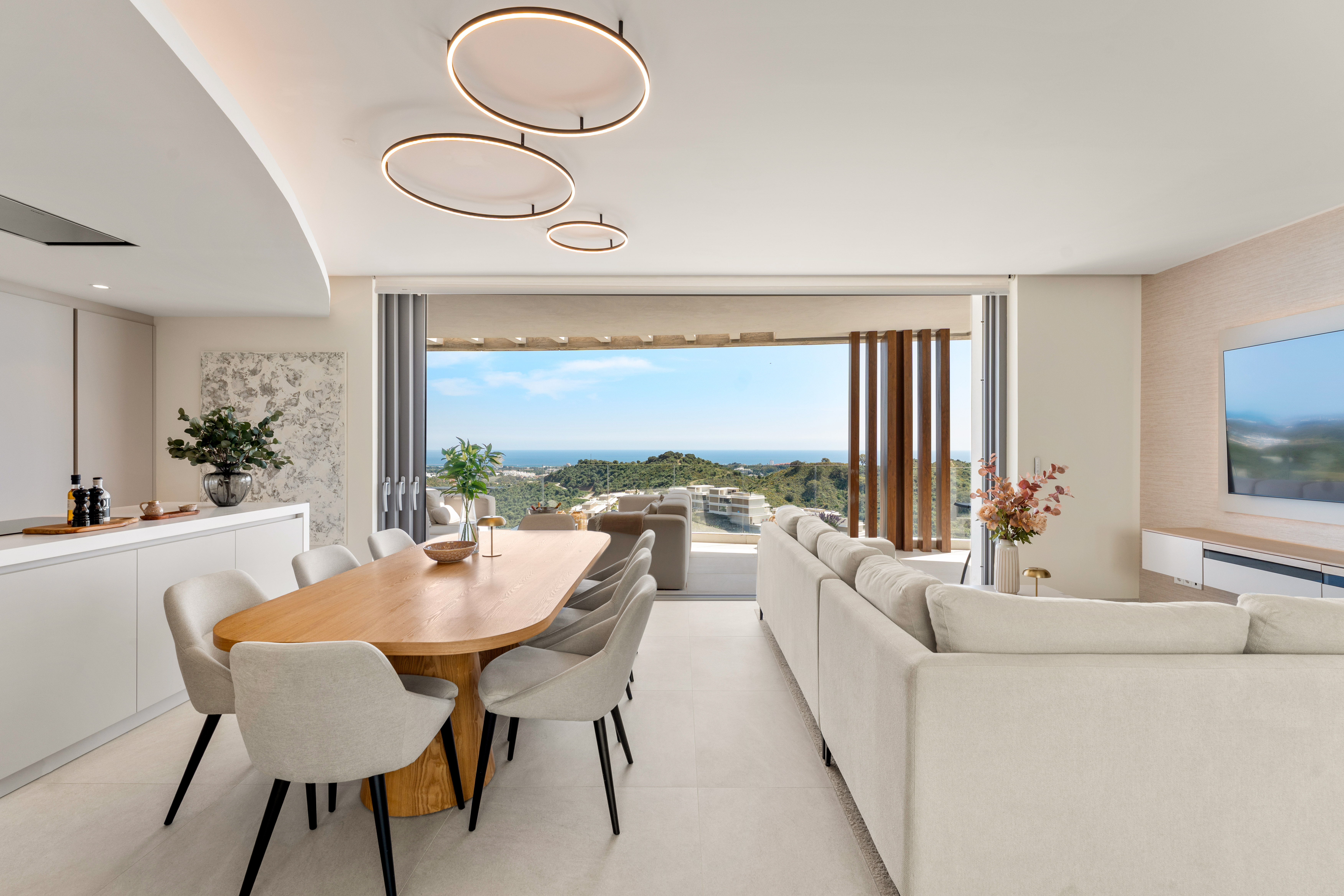 Penthouse Lina — Image 3