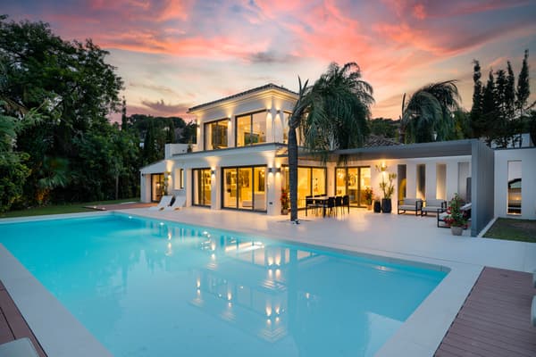 Villa Pacific